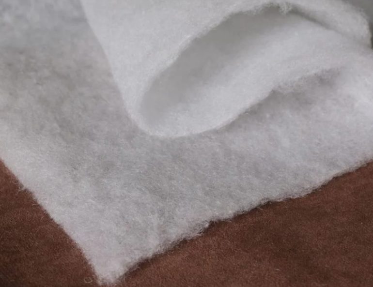 Синтепон для создания объемных элементов одежды