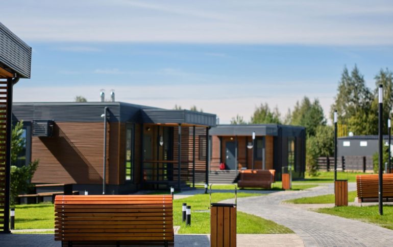 7 причин отдохнуть в глэмпингах вместо отеля или базы отдыха