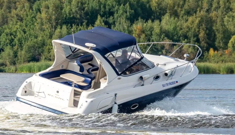 Аренда яхт в Москве и Подмосковье на день рождения: формат, бюджет и нюансы организации